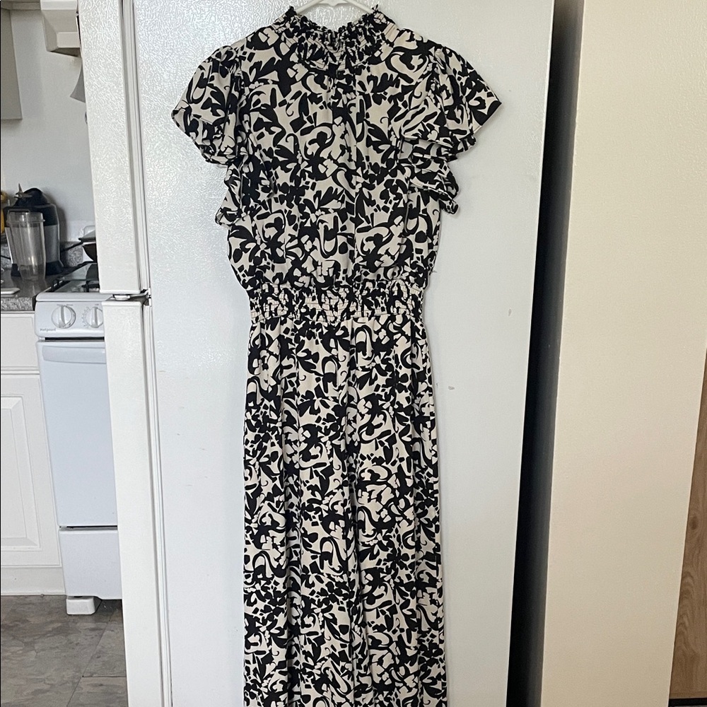 1. State‎ Small Black and Tan Patterned Wide Leg Jumpsuit